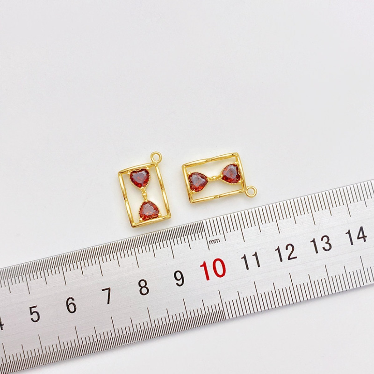 Light Luxury Retro Red Heart H - Jewelry Making Light review and price