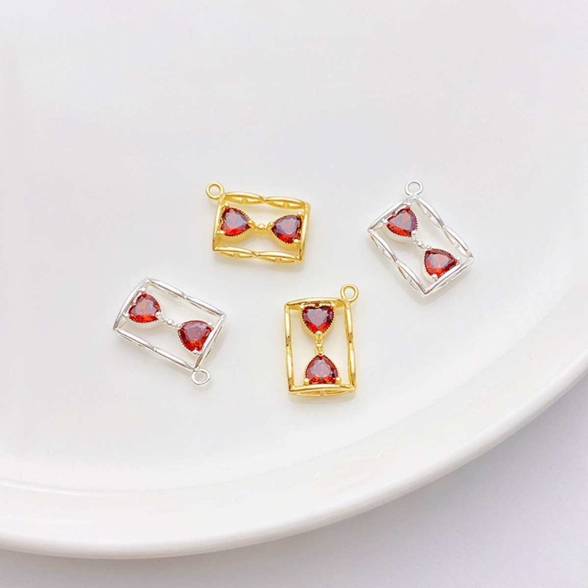 Light Luxury Retro Red Heart H - Jewelry Making Light review and price
