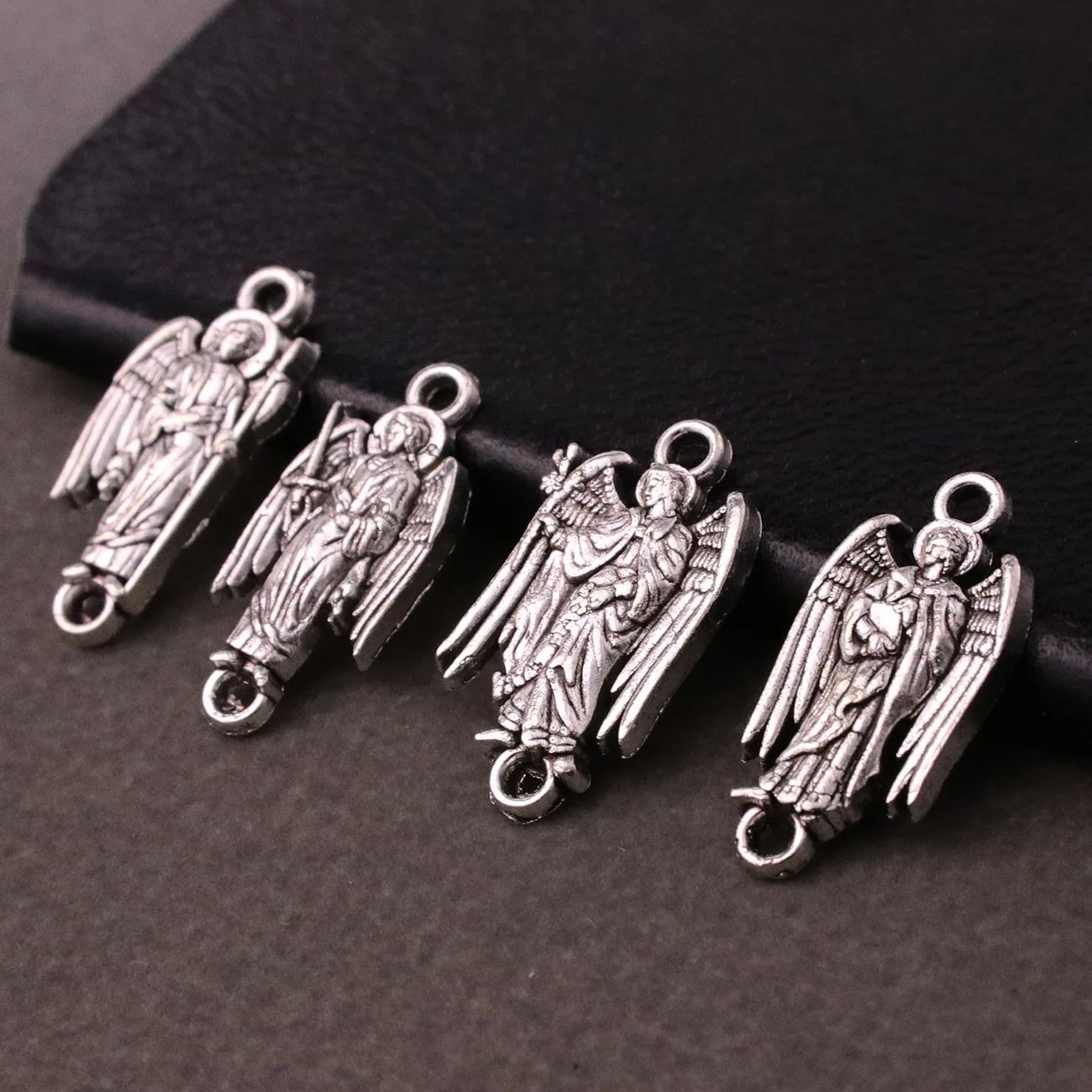 4Pcs The Archangel Medal Chris - Jewelry Making Michaels review and price